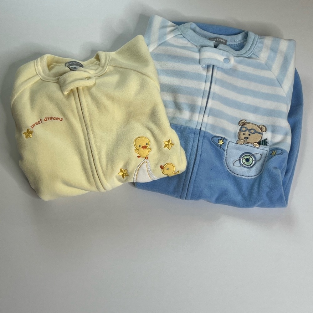 Bundle of 2 Carter’s Fleece Sleep Sacks 0-3 months Zip-up Wearable Blankets